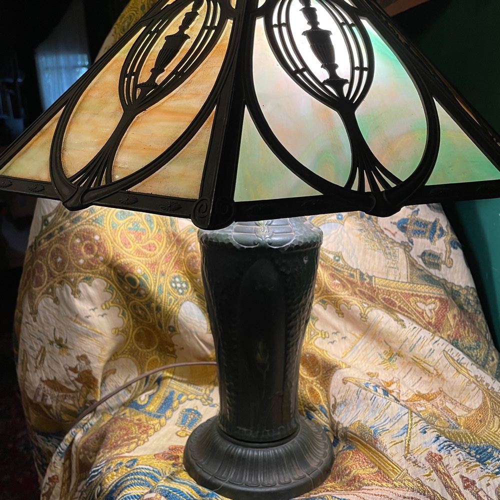 Vintage Stained Glass Table Lamp